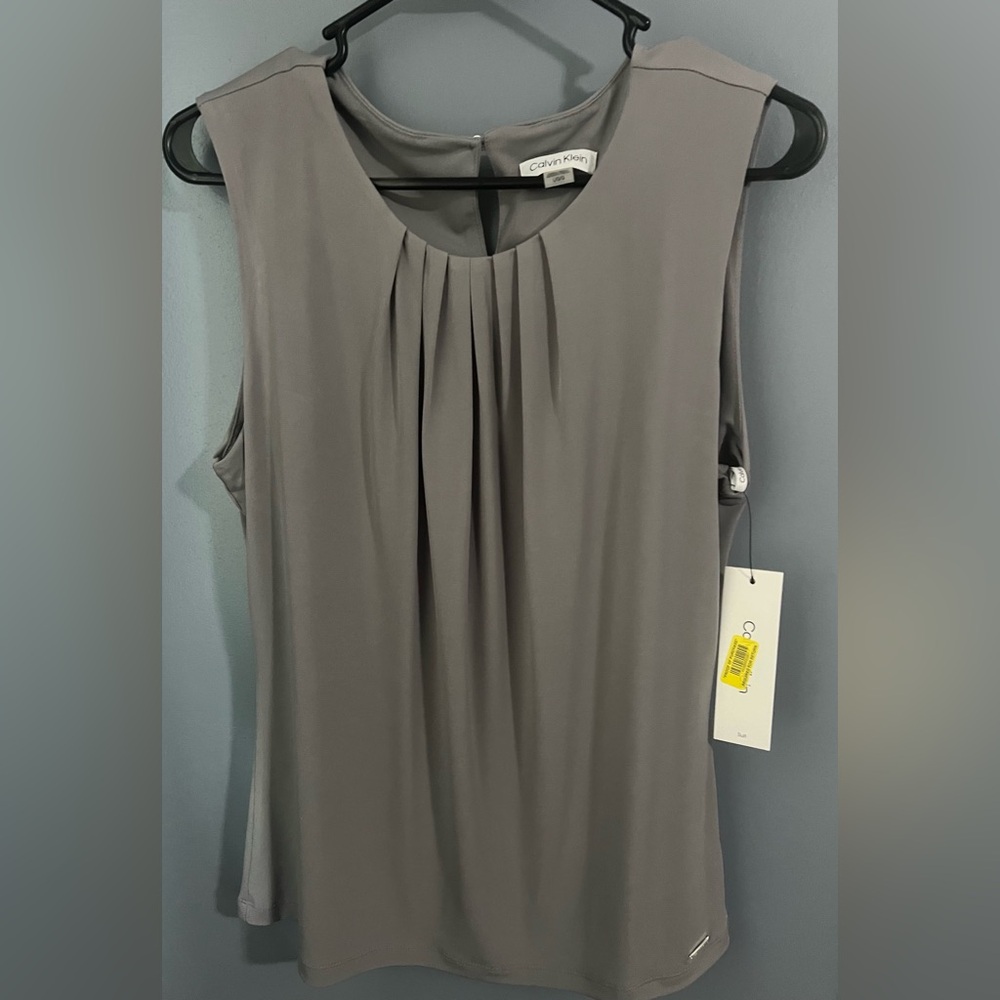 Gray Sleeveless Top